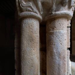 Virtual tour Romanesque cloister of the collegiate Alquézar